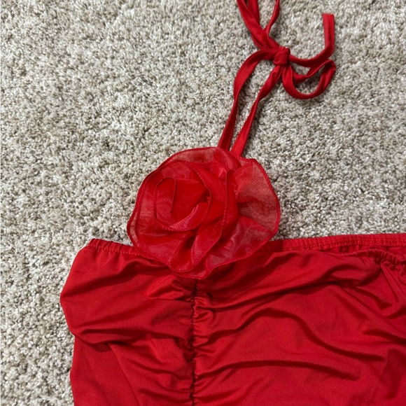 Red Flower Halter Tie Top - Picture 3 of 5